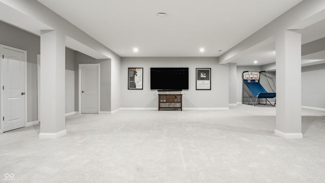 14795 Thornapple Drive, Carmel, IN 46032