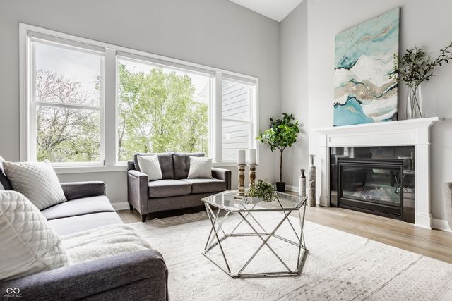 14795 Thornapple Drive, Carmel, IN 46032