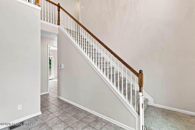 11421 Top Walnut Loop, Louisville, KY 40229