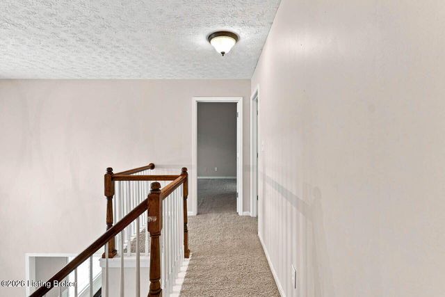 11421 Top Walnut Loop, Louisville, KY 40229