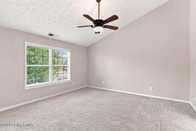 11421 Top Walnut Loop, Louisville, KY 40229