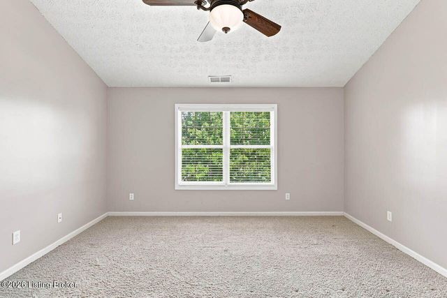 11421 Top Walnut Loop, Louisville, KY 40229