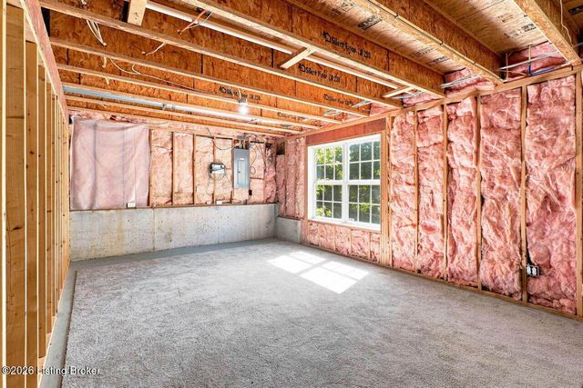 11421 Top Walnut Loop, Louisville, KY 40229
