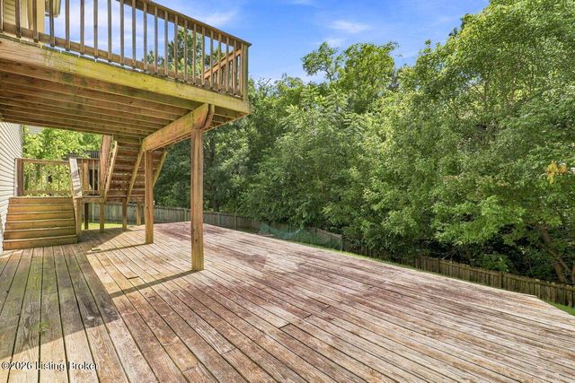 11421 Top Walnut Loop, Louisville, KY 40229
