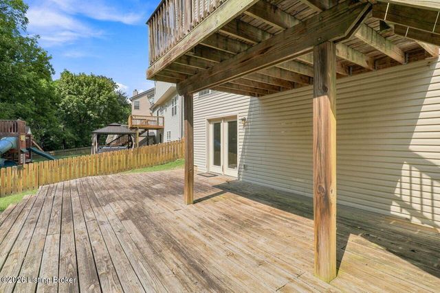 11421 Top Walnut Loop, Louisville, KY 40229