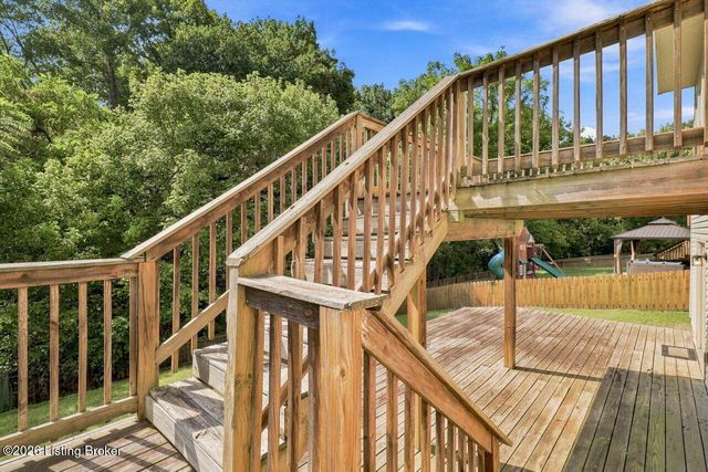 11421 Top Walnut Loop, Louisville, KY 40229