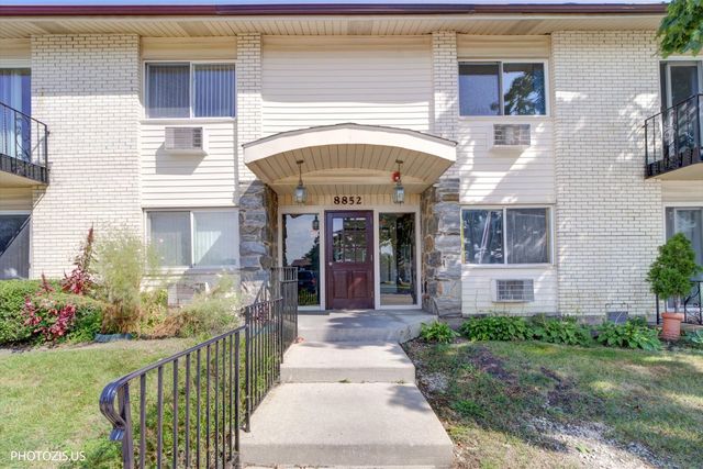 8852 N Leslie Lane 2C, Des Plaines, IL 60016