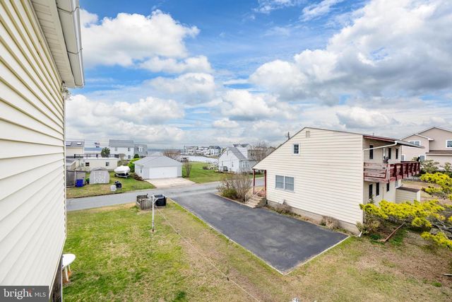 39896 ASSAWOMAN ST, Bethany Beach, DE 19930