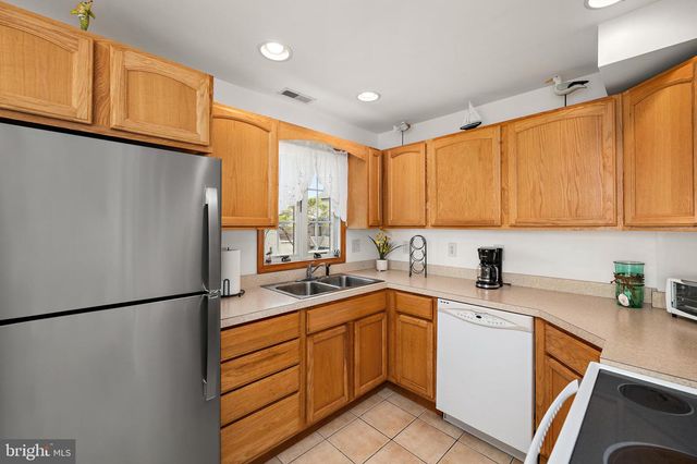 39896 ASSAWOMAN ST, Bethany Beach, DE 19930