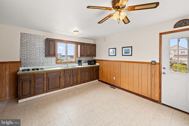 39896 ASSAWOMAN ST, Bethany Beach, DE 19930