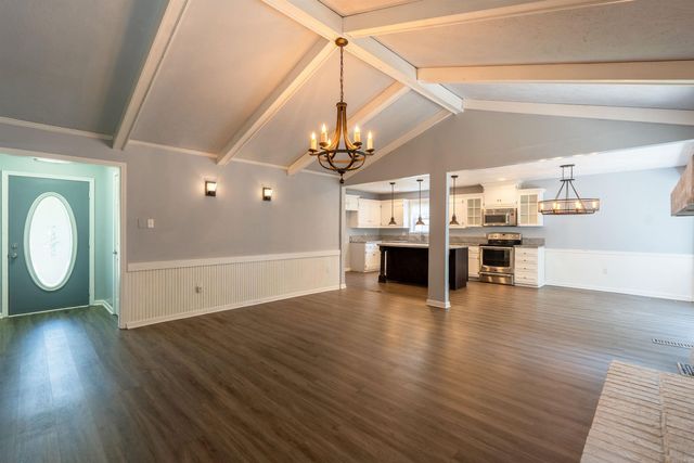 103 Chippewa Drive, Searcy, AR 72143