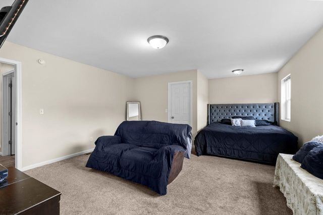 705 8th Street NW, Minot, ND 58703