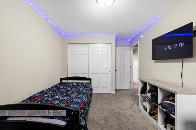 705 8th Street NW, Minot, ND 58703