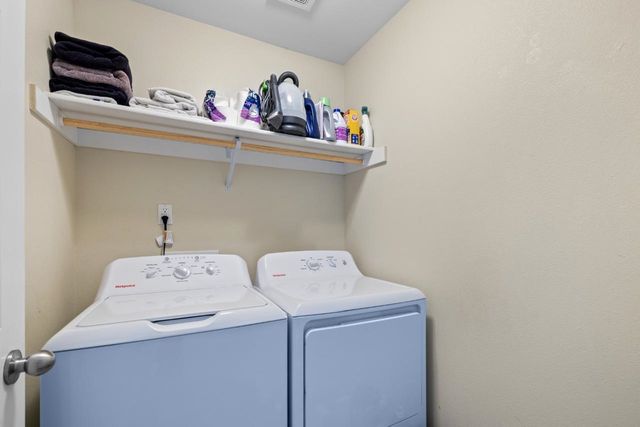 705 8th Street NW, Minot, ND 58703