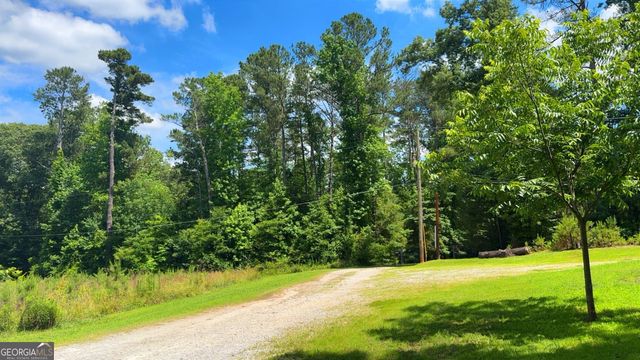 484 Riverside Road, Tallapoosa, GA 30176