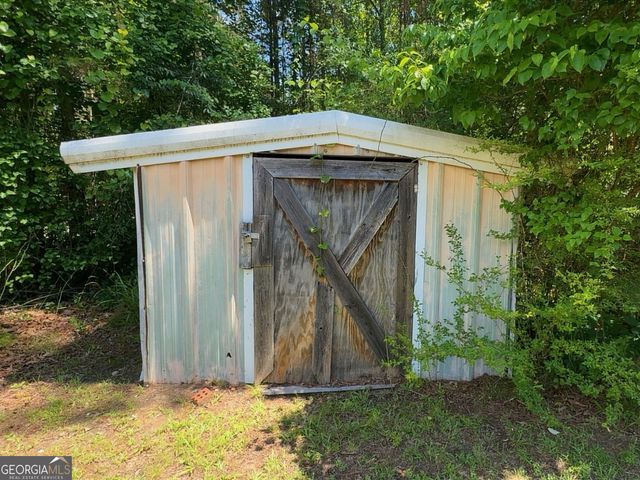 484 Riverside Road, Tallapoosa, GA 30176