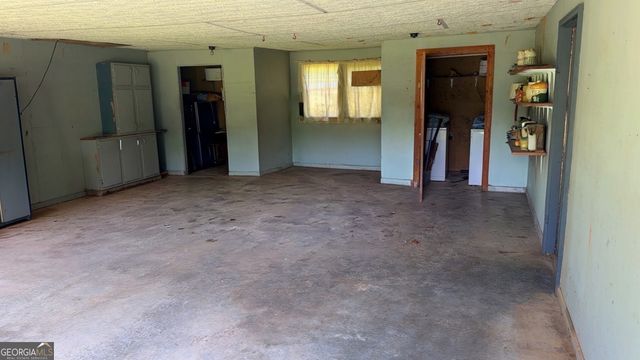 484 Riverside Road, Tallapoosa, GA 30176