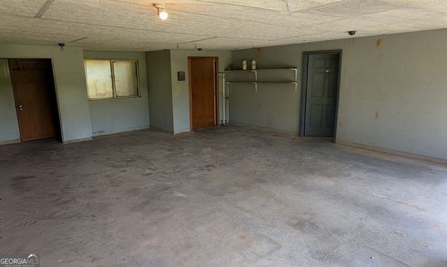 484 Riverside Road, Tallapoosa, GA 30176