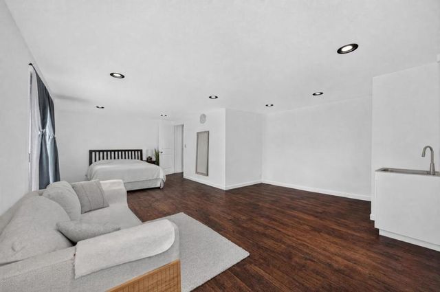 10831 Ridgeview Way, San Jose, CA 95127