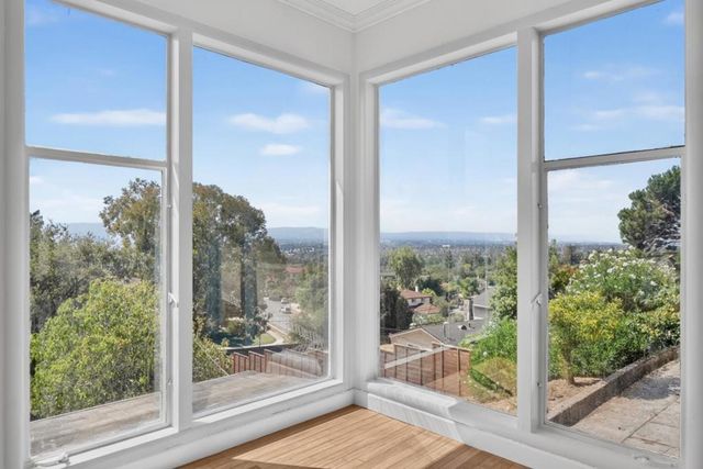 10831 Ridgeview Way, San Jose, CA 95127