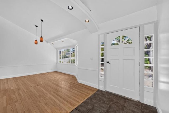 10831 Ridgeview Way, San Jose, CA 95127