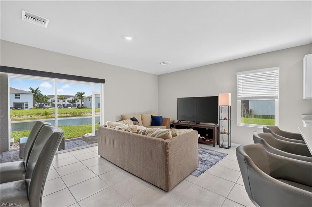 15364 Wildflower CIR, NAPLES, FL 34119 — photo 4