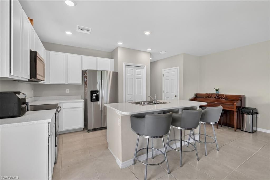 15364 Wildflower CIR, NAPLES, FL 34119 — photo 5