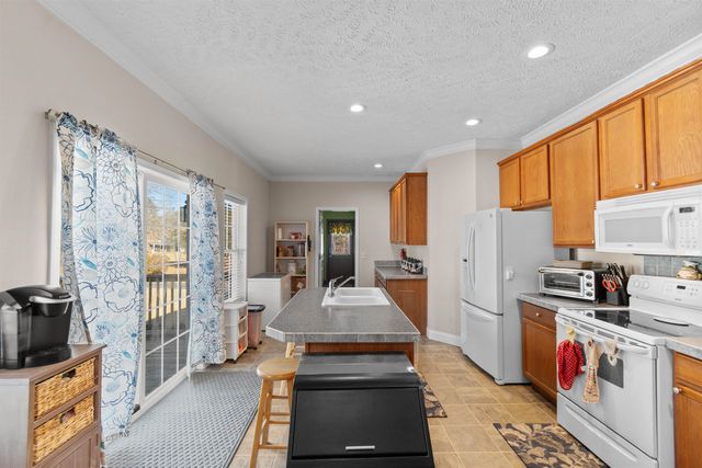 3763 Bakers Chapel Rd., Aynor, SC 29511