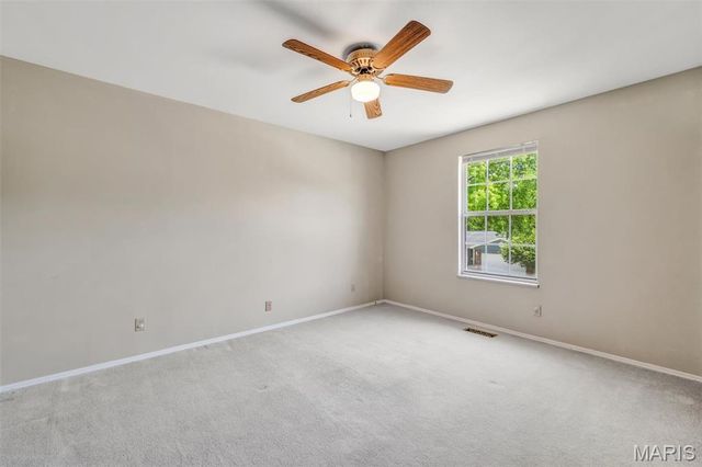 4863 Vermilion Drive, St Louis, MO 63128
