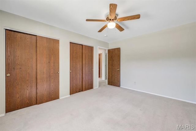 4863 Vermilion Drive, St Louis, MO 63128