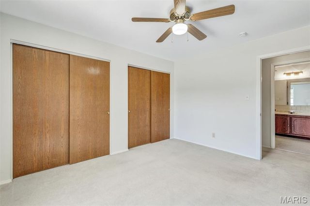 4863 Vermilion Drive, St Louis, MO 63128