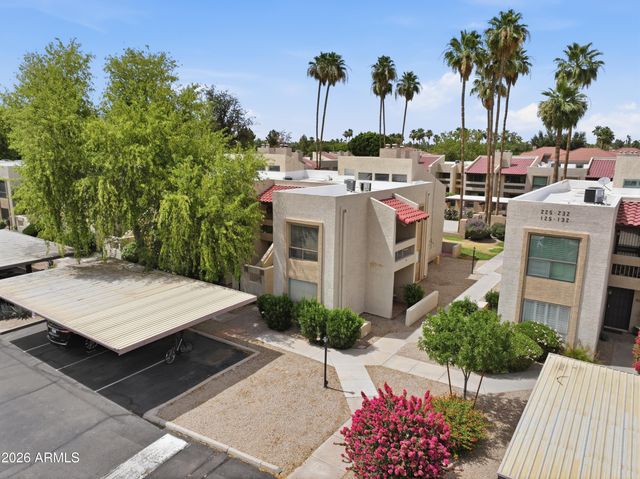 8651 E ROYAL PALM Road 133, Scottsdale, AZ 85258