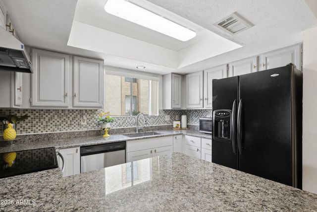 8651 E ROYAL PALM Road 133, Scottsdale, AZ 85258