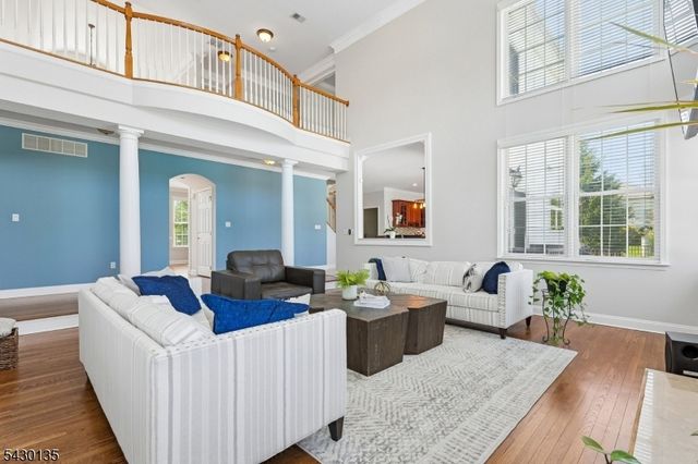 384 Bennetts Ln, Franklin Twp., NJ 08873