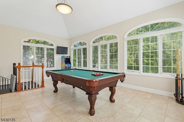 384 Bennetts Ln, Franklin Twp., NJ 08873