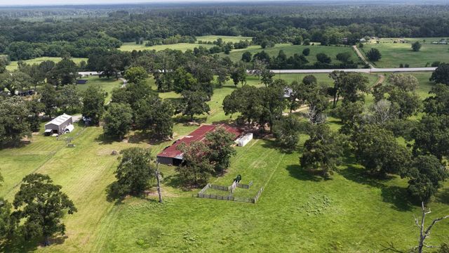 100 E Hill Ranch Lane, New Waverly, TX 77358