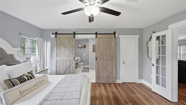 100 E Hill Ranch Lane, New Waverly, TX 77358