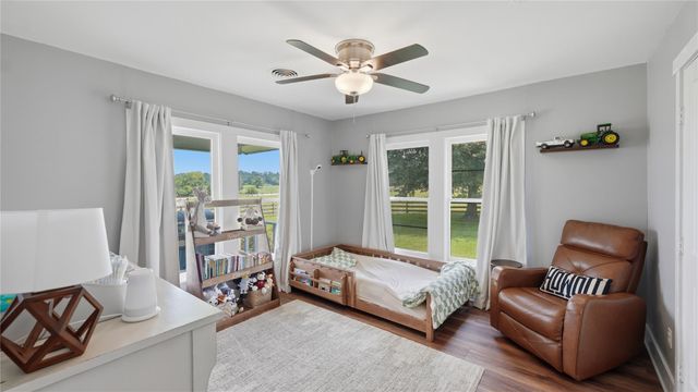 100 E Hill Ranch Lane, New Waverly, TX 77358