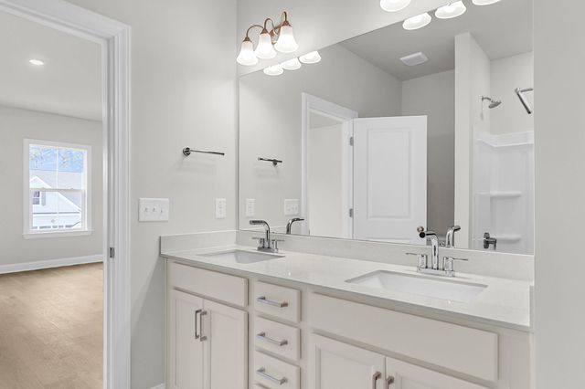 724 Maynard Lane, Summerville, SC 29486