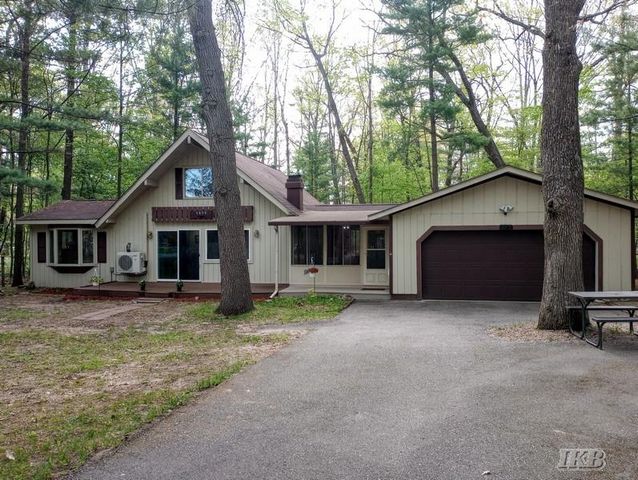 4656 Lancelot Court, Gladwin, MI 48624
