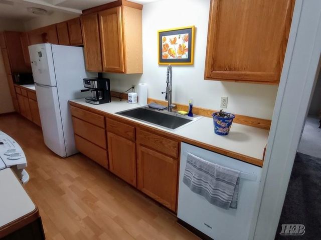 4656 Lancelot Court, Gladwin, MI 48624
