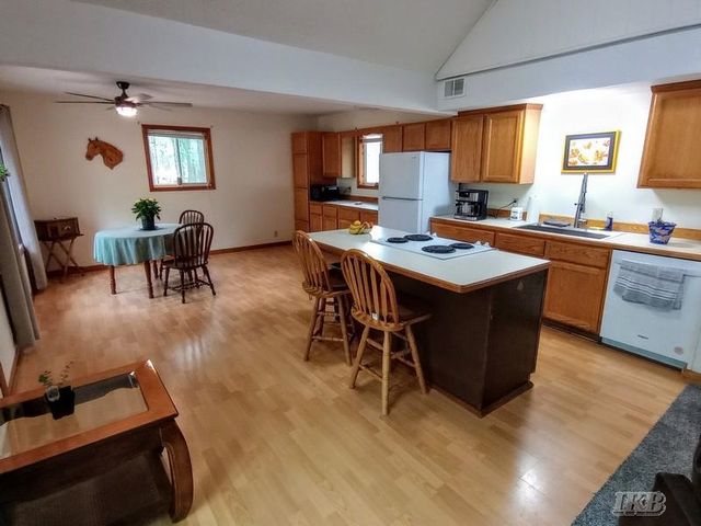 4656 Lancelot Court, Gladwin, MI 48624