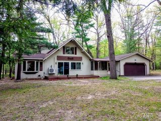 4656 Lancelot Court, Gladwin, MI 48624