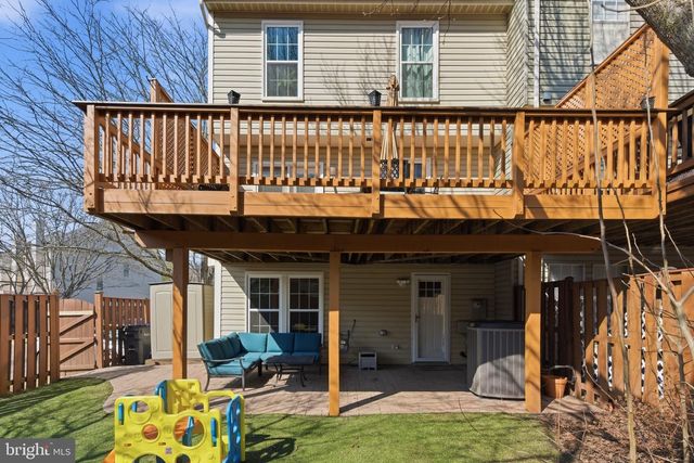 46550 BROADSPEAR TER, Sterling, VA 20165