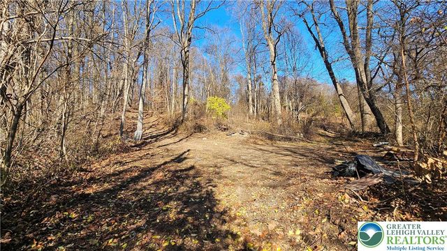 4057 Sherry Hill Road, Lower Saucon Twp, PA 18055