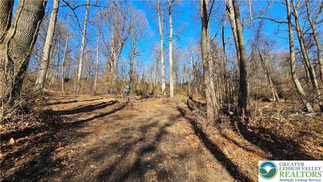 4057 Sherry Hill Road, Lower Saucon Twp, PA 18055