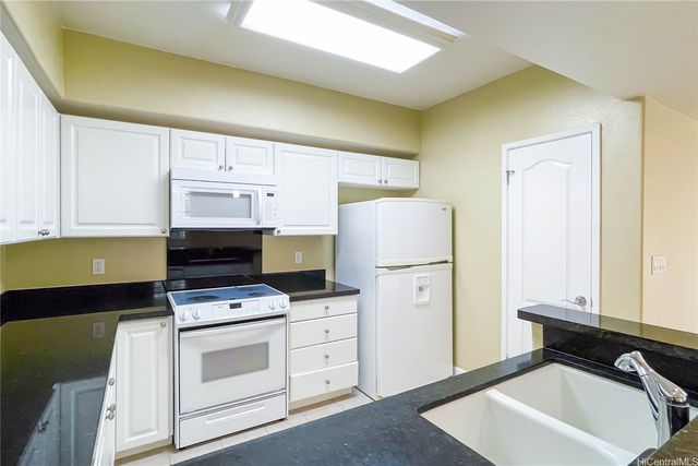 92-1033 Koio Drive M15-6, Kapolei, HI 96707
