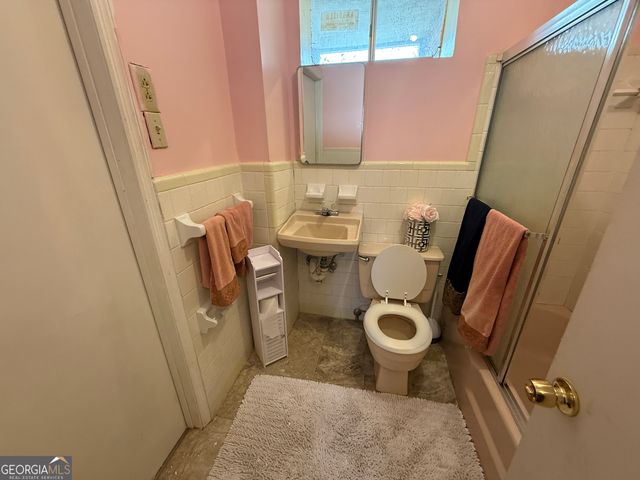 1977 Thomas Drive, Macon, GA 31217