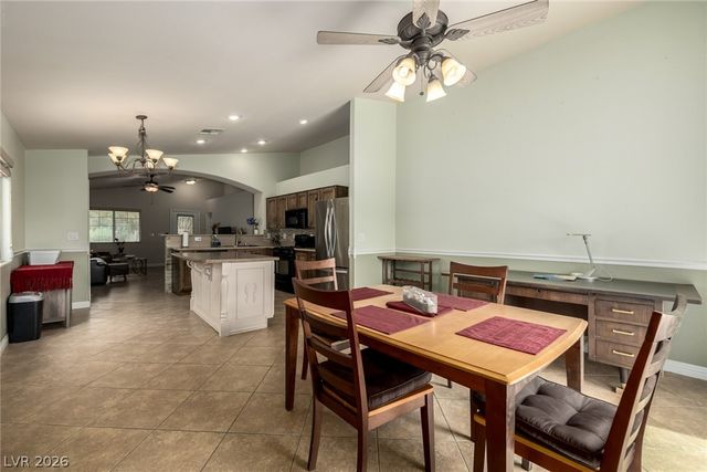 2821 Woodland Park Avenue, North Las Vegas, NV 89086