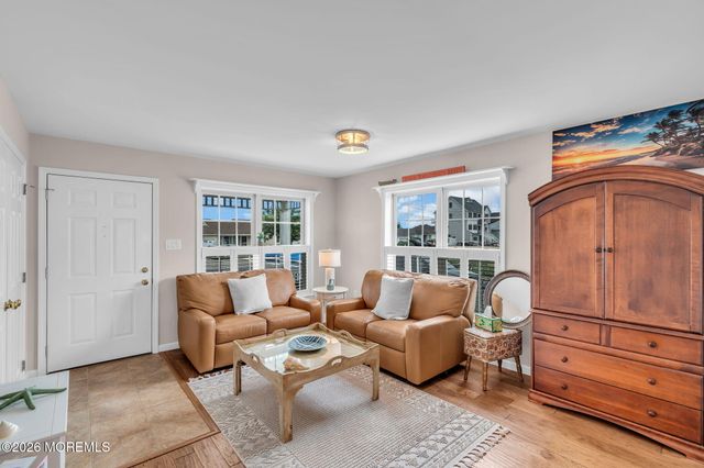 1931 Seaman Court, Toms River, NJ 08753